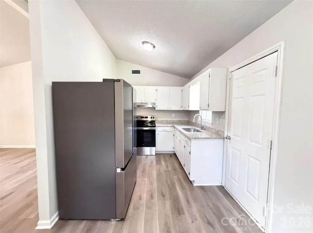 6912 Fieldlark Lane Charlotte NC 28227