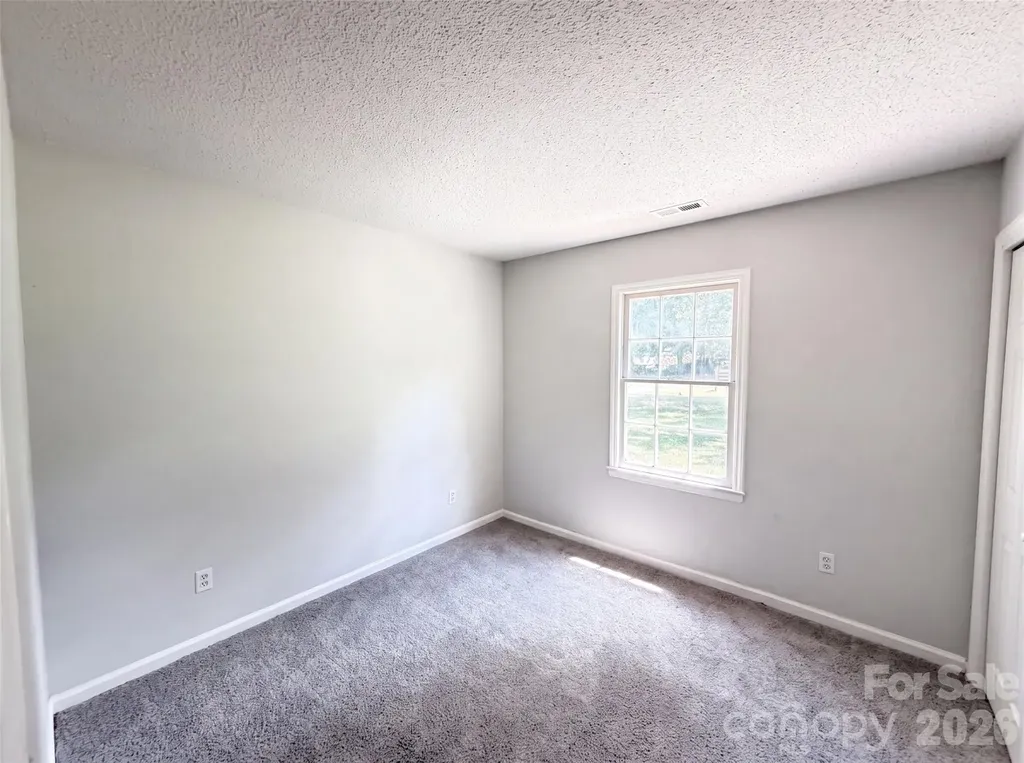 6912 Fieldlark Lane Charlotte NC 28227