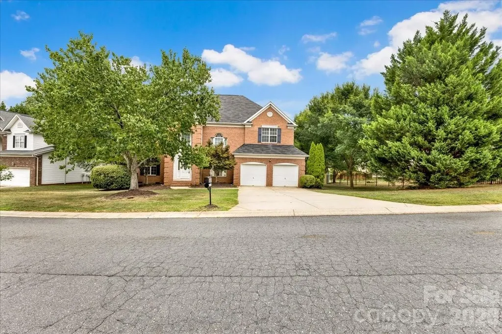12616 Bannock Drive Charlotte NC 28277