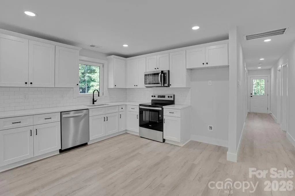 4641 Graybirch Drive Maiden NC 28650