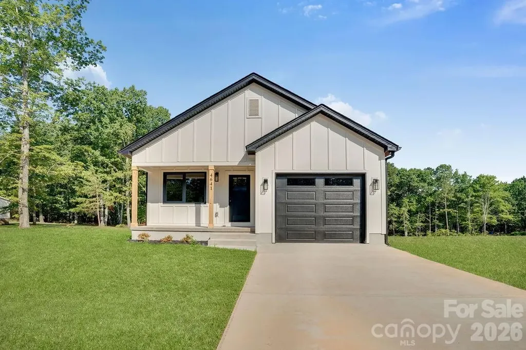 4641 Graybirch Drive Maiden NC 28650