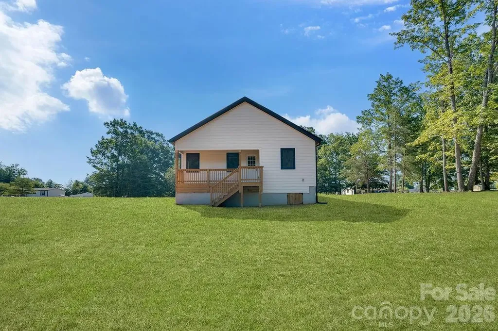 4641 Graybirch Drive Maiden NC 28650