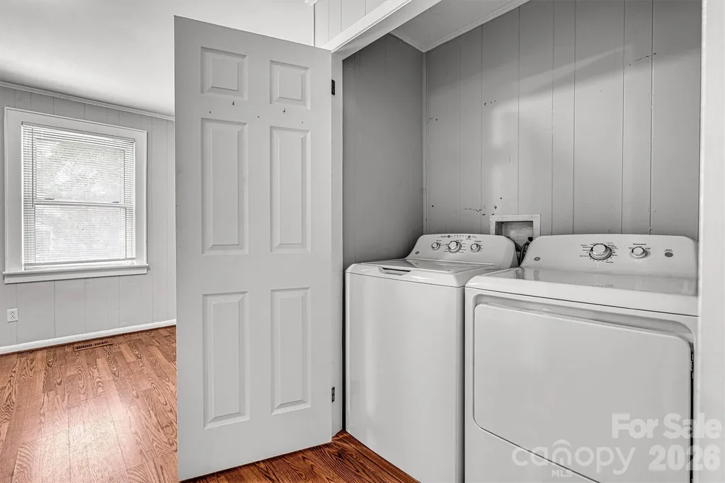 147 13th Avenue NW Hickory NC 28601