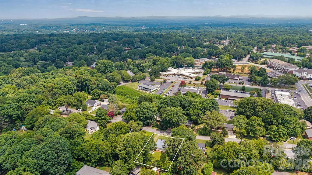 147 13th Avenue NW Hickory NC 28601