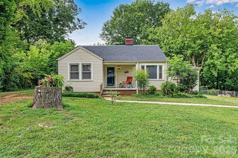 147 13th Avenue NW Hickory NC 28601