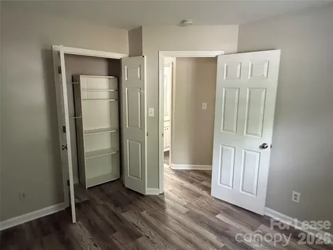 6617 Cedar Cliff Drive Charlotte NC 28216
