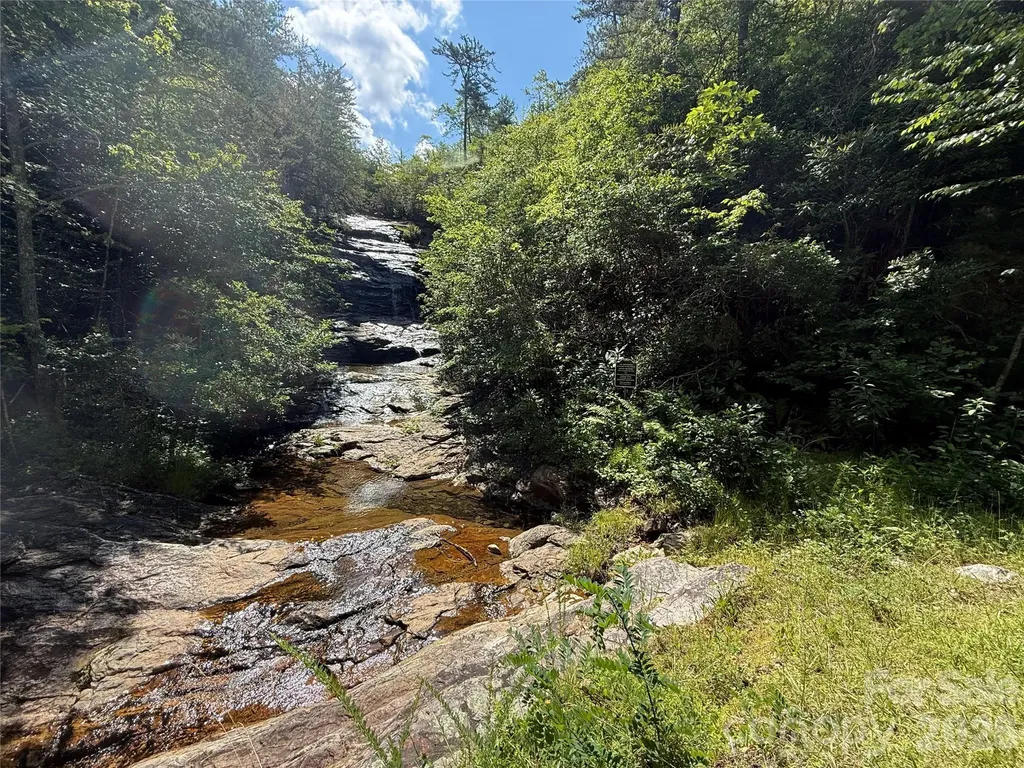 999 Fox Ridge Trail Marion NC 28752