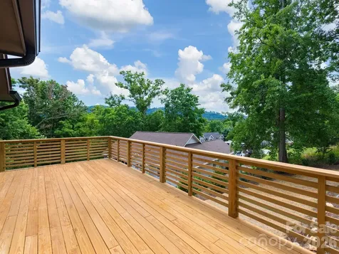 14 Yost Street Weaverville NC 28787