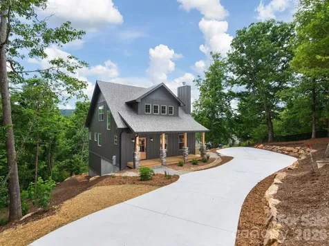 14 Yost Street Weaverville NC 28787