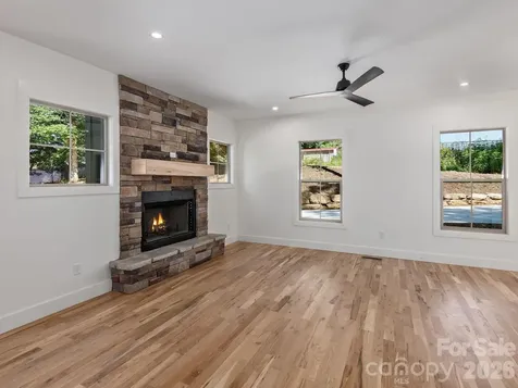 14 Yost Street Weaverville NC 28787