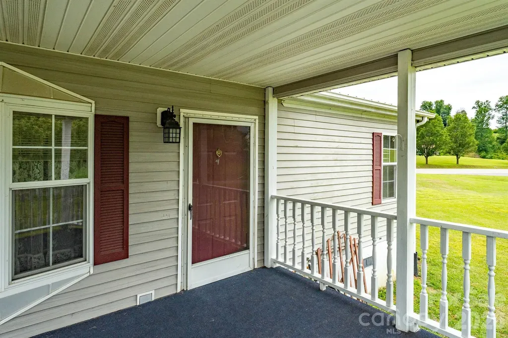 755 Fairview Loop Hot Springs NC 28743