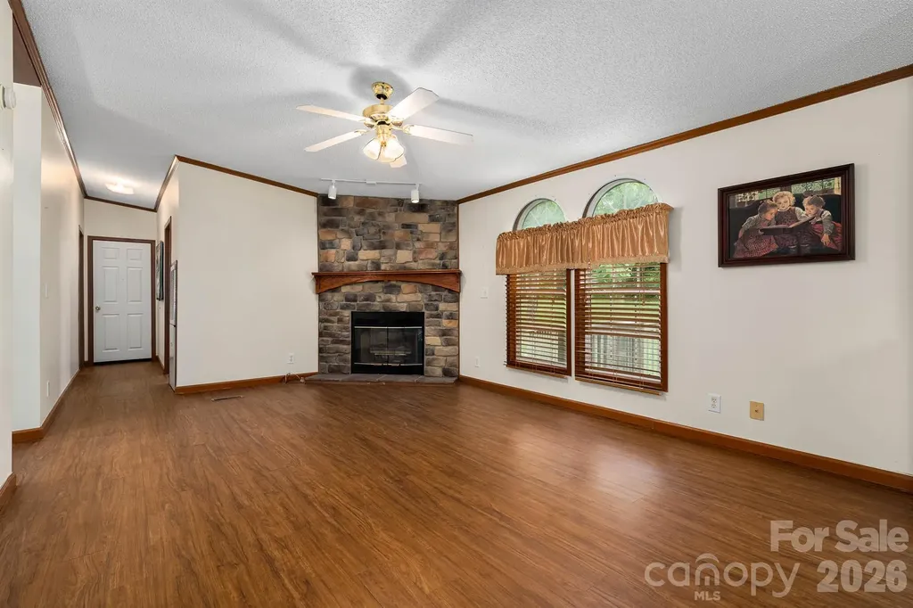 755 Fairview Loop Hot Springs NC 28743