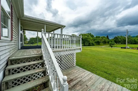 755 Fairview Loop Hot Springs NC 28743