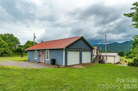 755 Fairview Loop Hot Springs NC 28743