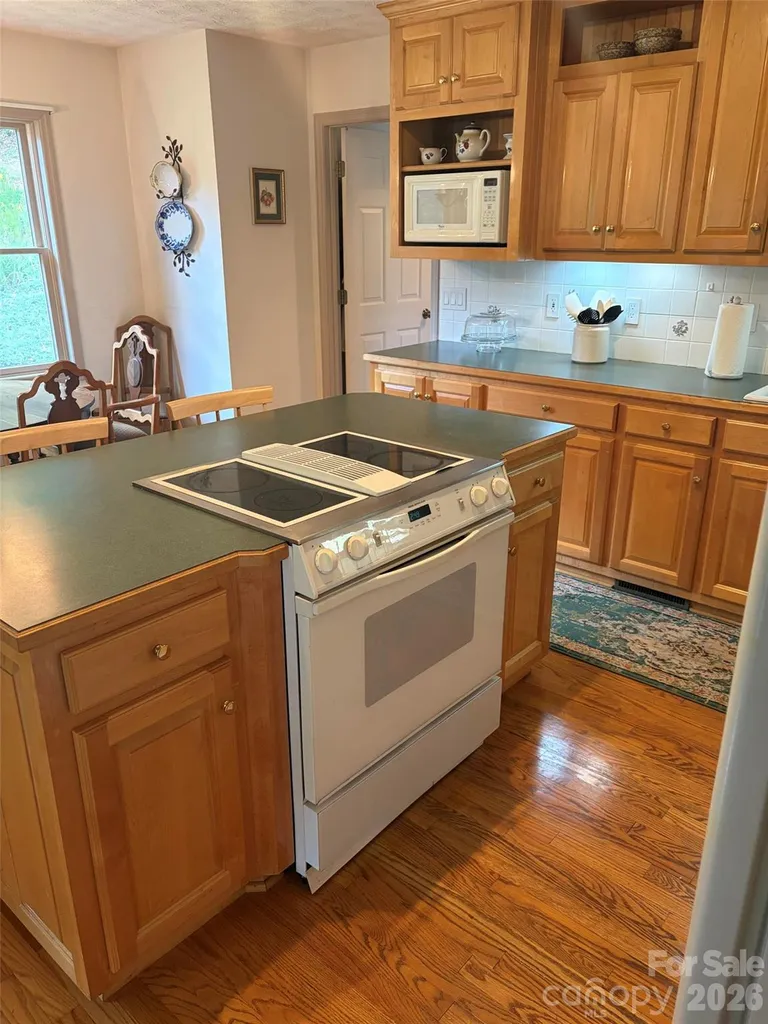 2997 Phillips Gap Road West Jefferson NC 28694