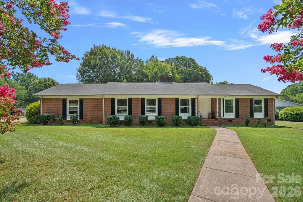 1600 Woodberry Road Charlotte NC 28212