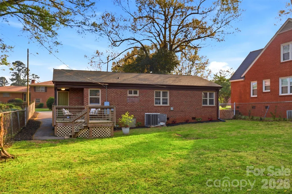 1642 Washington Avenue Charlotte NC 28216