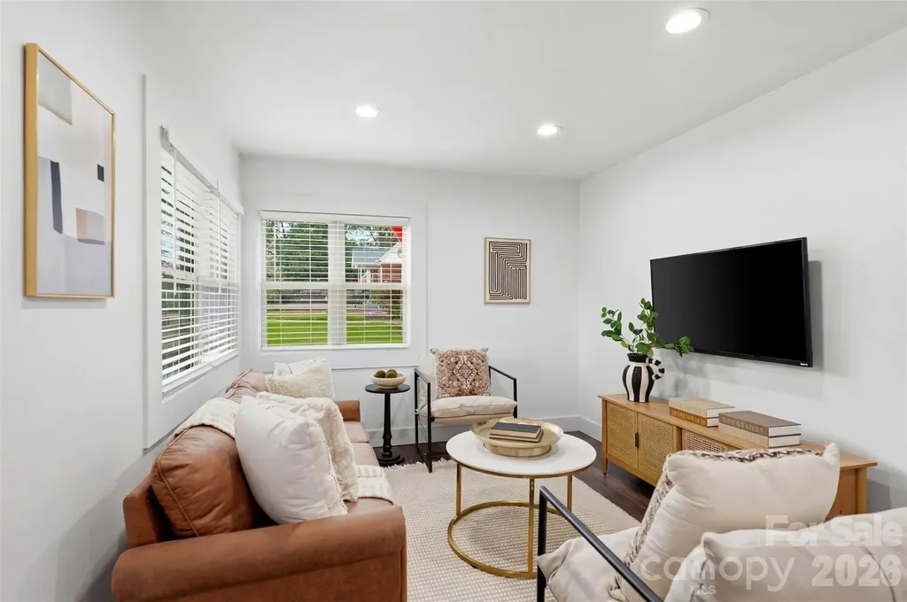 1642 Washington Avenue Charlotte NC 28216