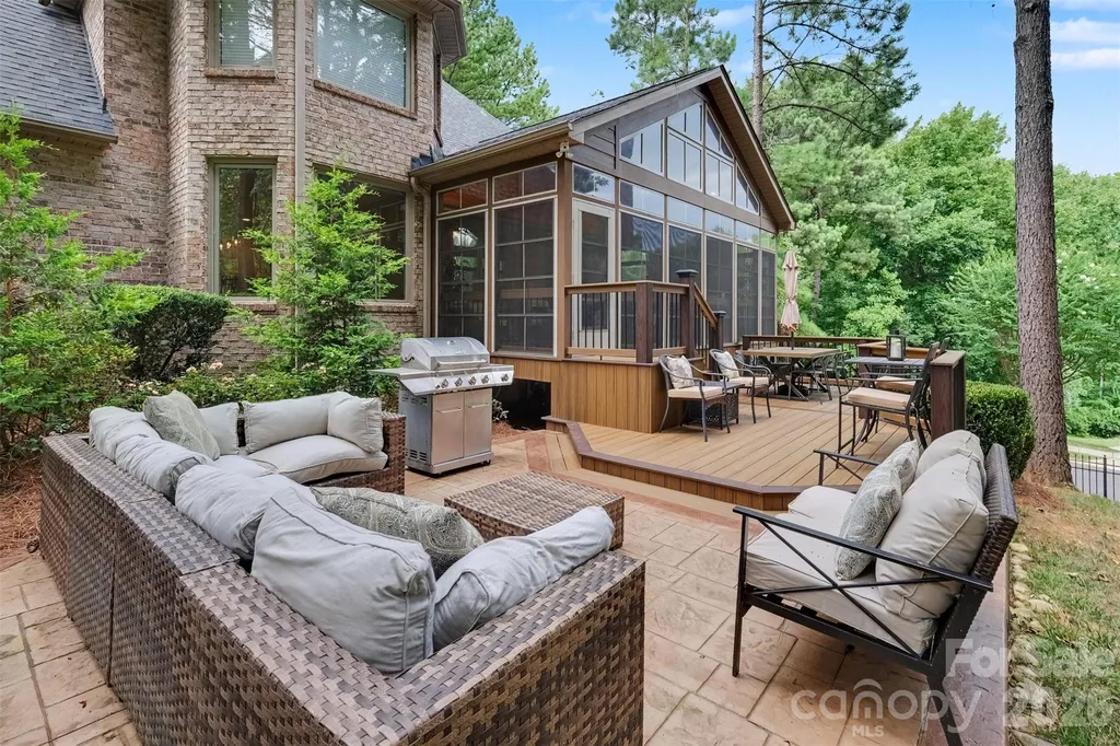 109 Whiterock Drive Mount Holly NC 28120