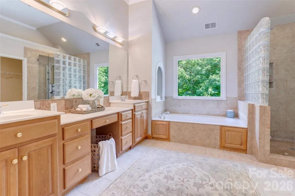 6015 Graburns Ford Drive Charlotte NC 28269