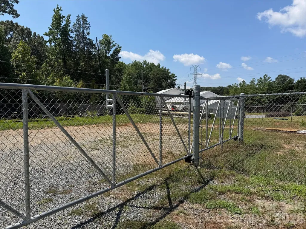 5166 Slanting Bridge Road Denver NC 28037