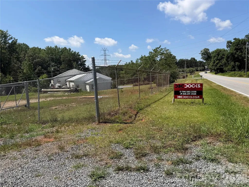 5166 Slanting Bridge Road Denver NC 28037