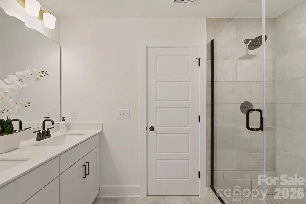 4039 Bass River Parkway Charlotte NC 28217