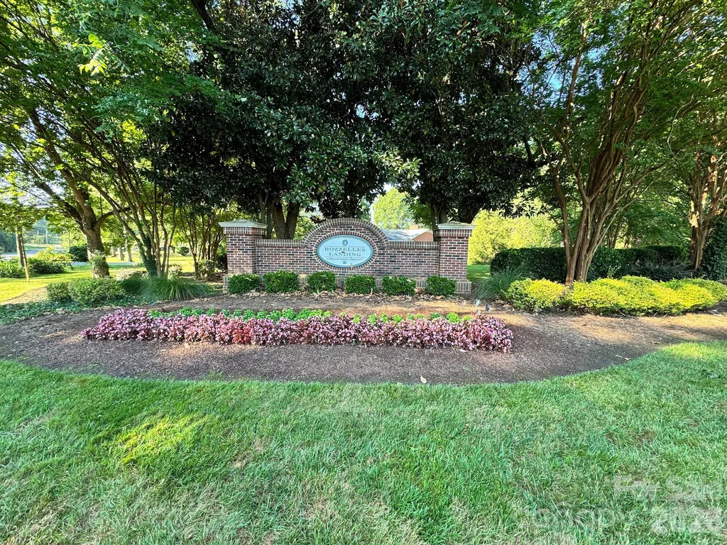 2638 Rozzelles Landing Drive Charlotte NC 28214