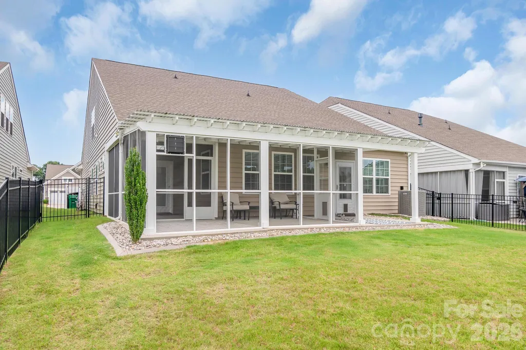 13007 Canterbury Castle Drive Charlotte NC 28273