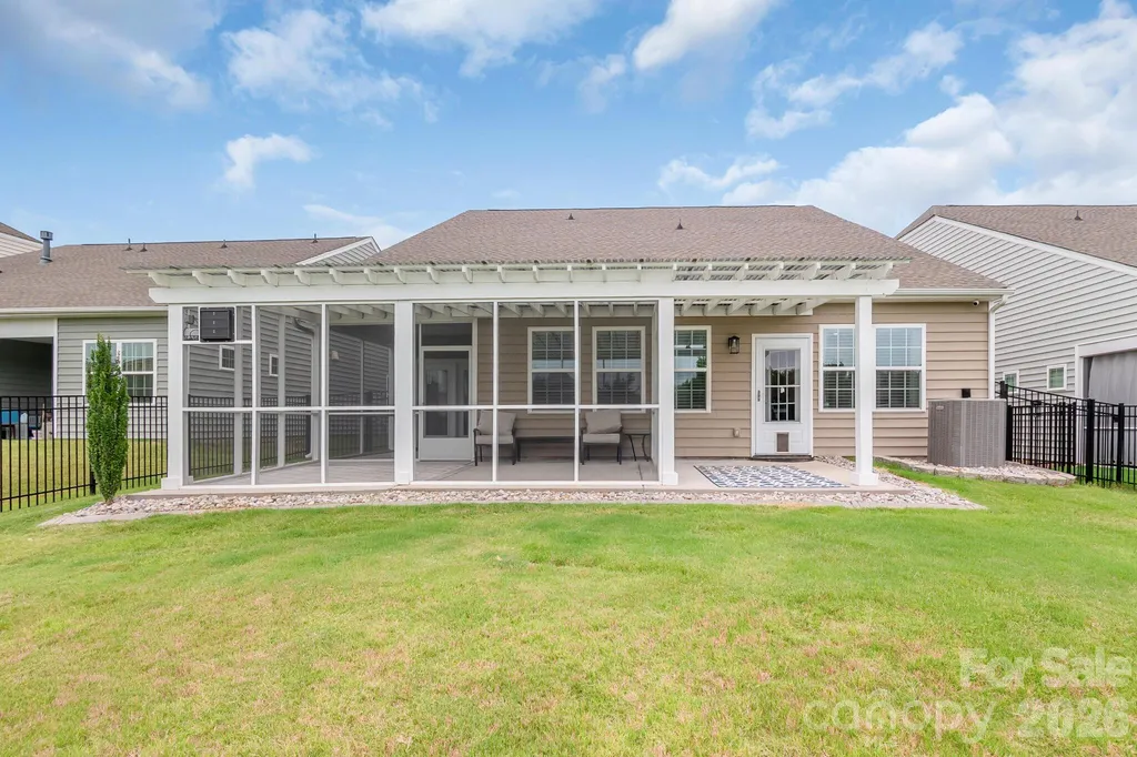 13007 Canterbury Castle Drive Charlotte NC 28273
