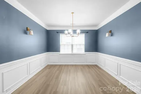 13007 Canterbury Castle Drive Charlotte NC 28273
