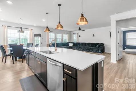 13007 Canterbury Castle Drive Charlotte NC 28273