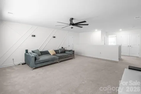 13007 Canterbury Castle Drive Charlotte NC 28273