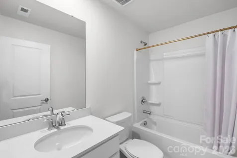 13007 Canterbury Castle Drive Charlotte NC 28273