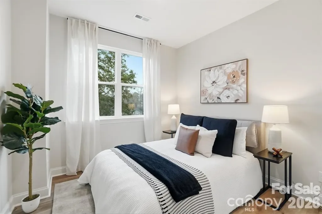 8927 Sharonbrook Drive Charlotte NC 28210