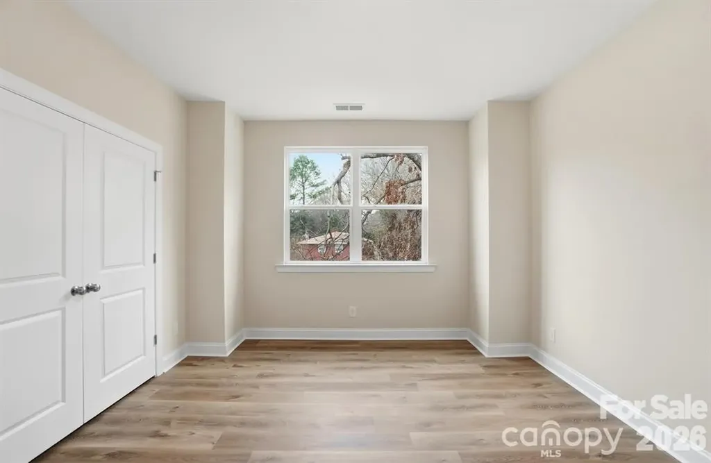 8927 Sharonbrook Drive Charlotte NC 28210
