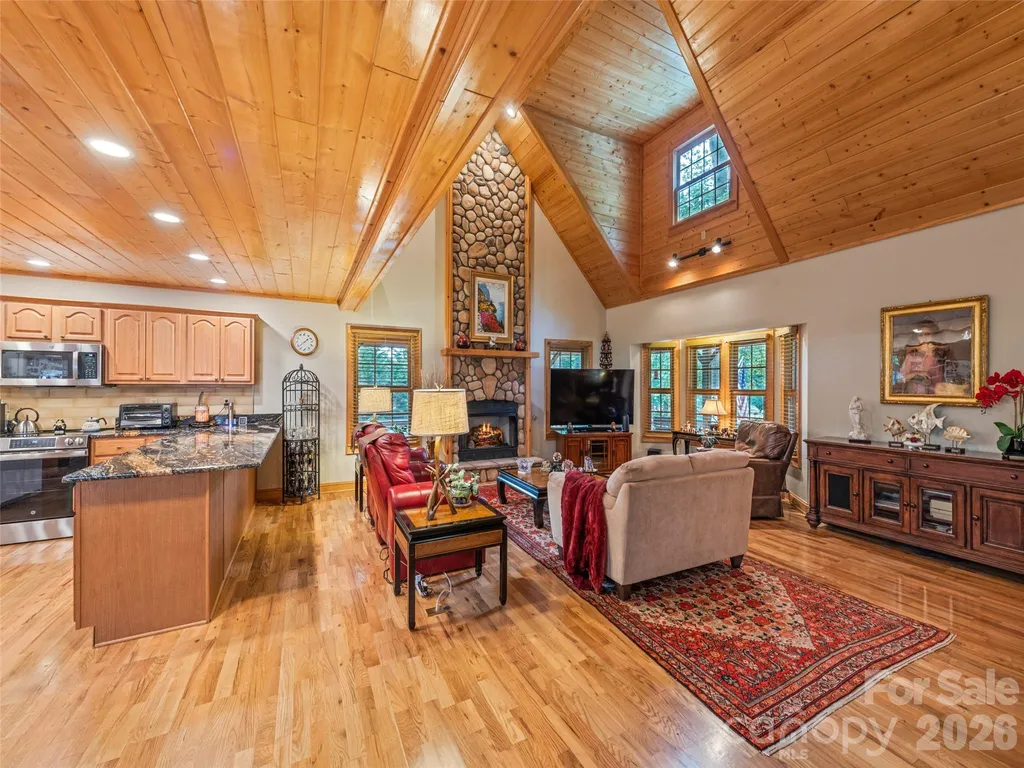 528 Brannon Forest Drive Waynesville NC 28785