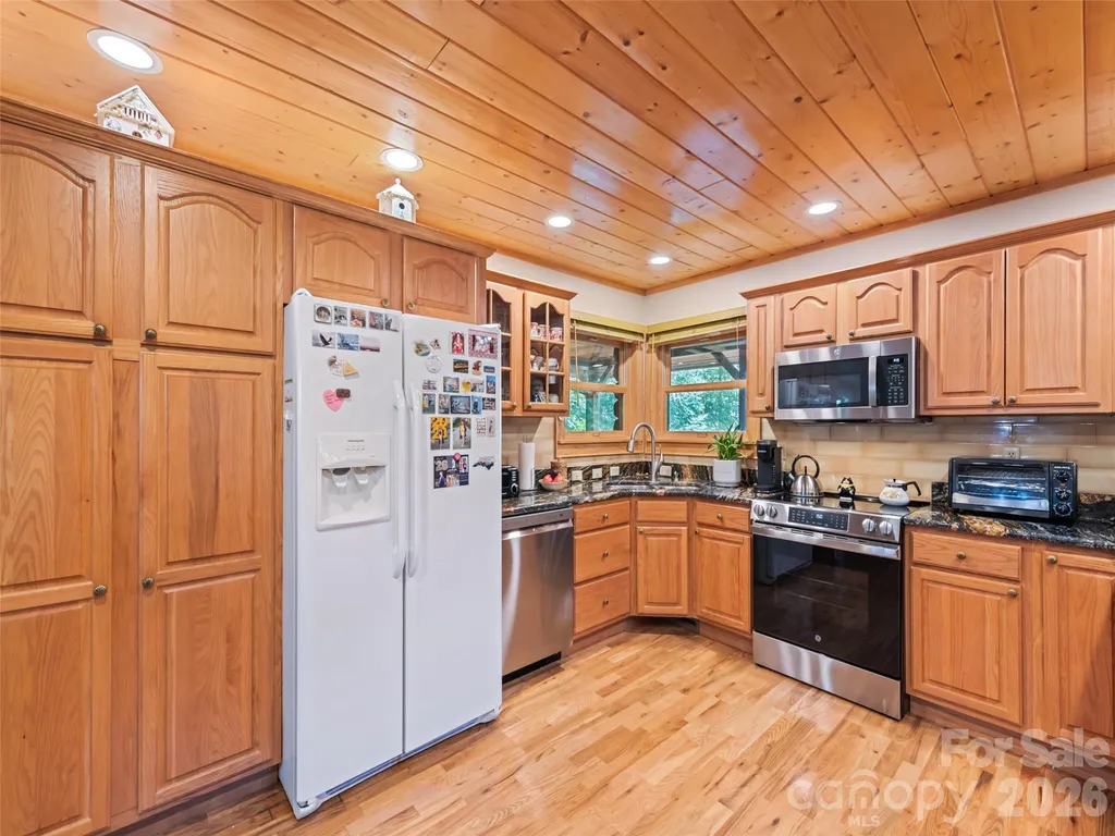 528 Brannon Forest Drive Waynesville NC 28785