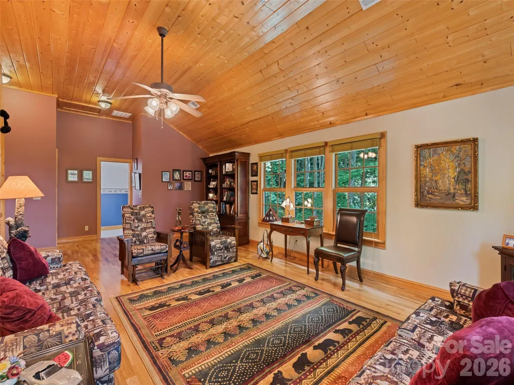 528 Brannon Forest Drive Waynesville NC 28785