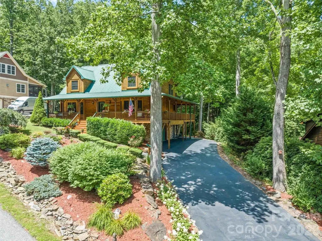 528 Brannon Forest Drive Waynesville NC 28785