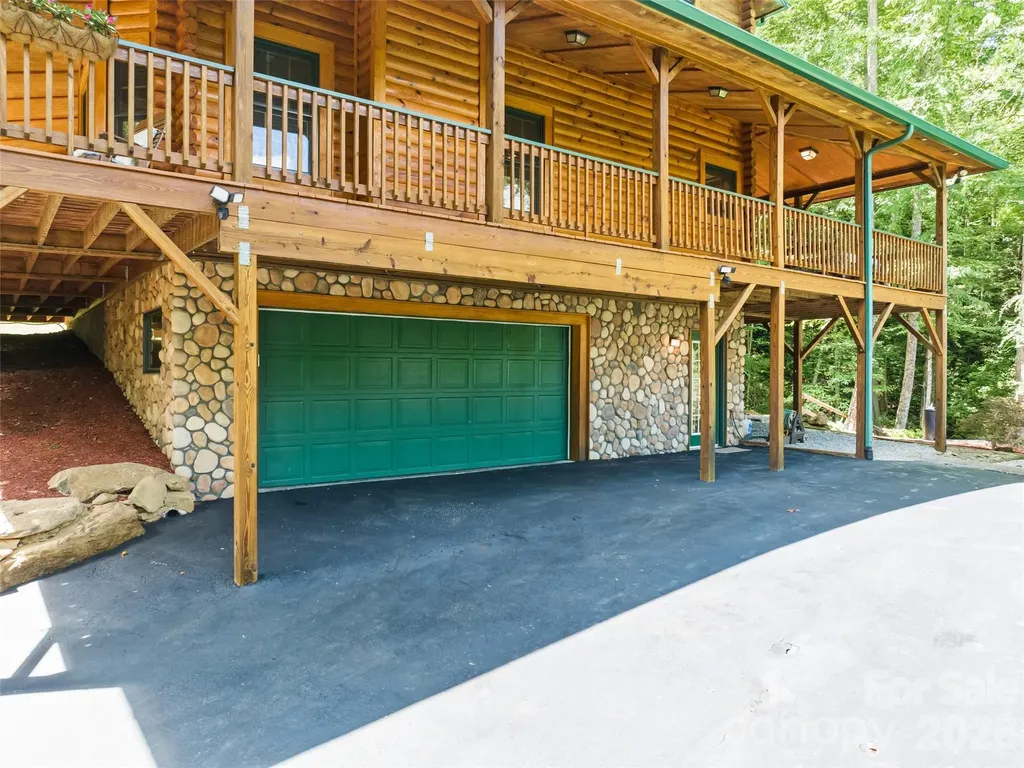 528 Brannon Forest Drive Waynesville NC 28785