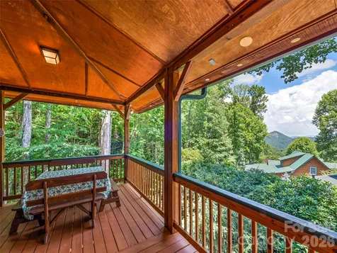 528 Brannon Forest Drive Waynesville NC 28785