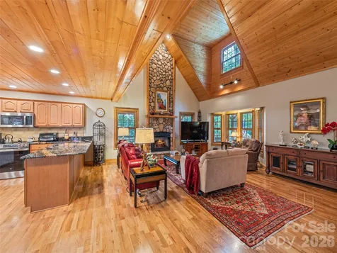 528 Brannon Forest Drive Waynesville NC 28785