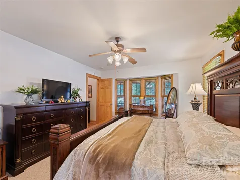 528 Brannon Forest Drive Waynesville NC 28785