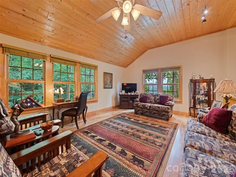 528 Brannon Forest Drive Waynesville NC 28785