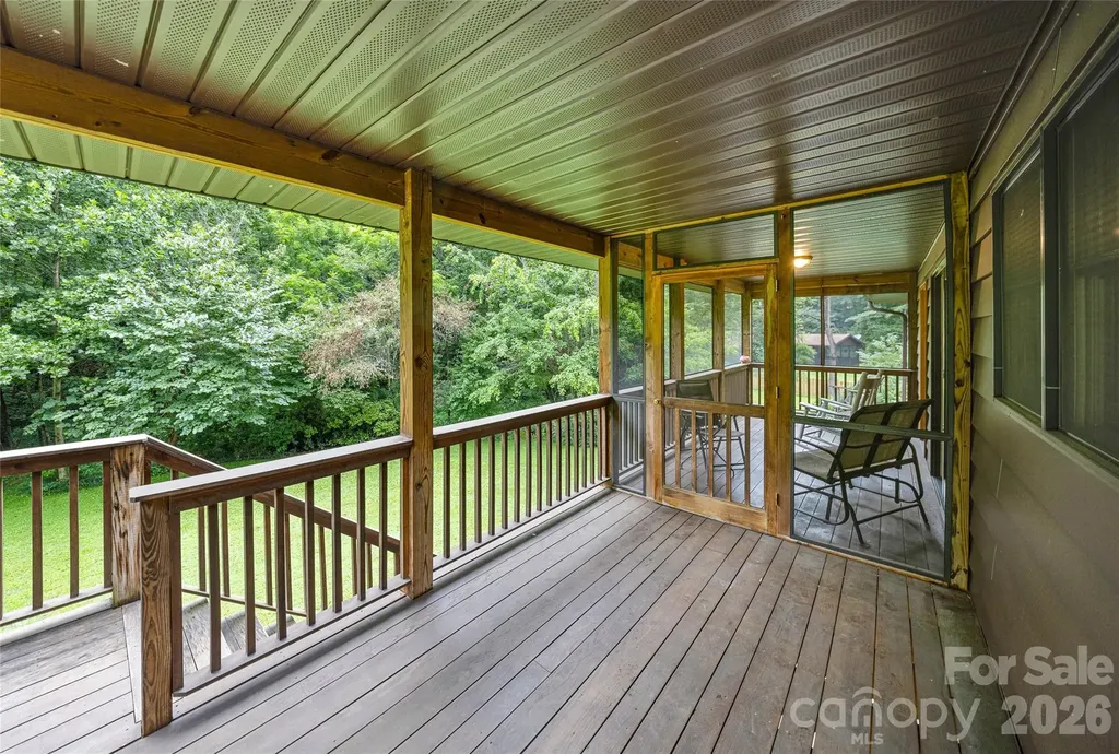 464 Governors View Road Asheville NC 28805
