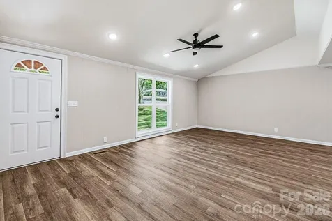 139 E Forest Drive Union SC 29379