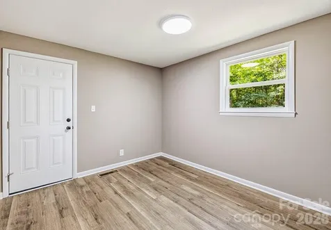 139 E Forest Drive Union SC 29379