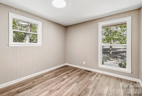 139 E Forest Drive Union SC 29379