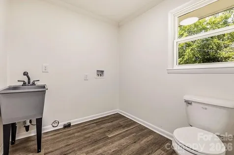 139 E Forest Drive Union SC 29379
